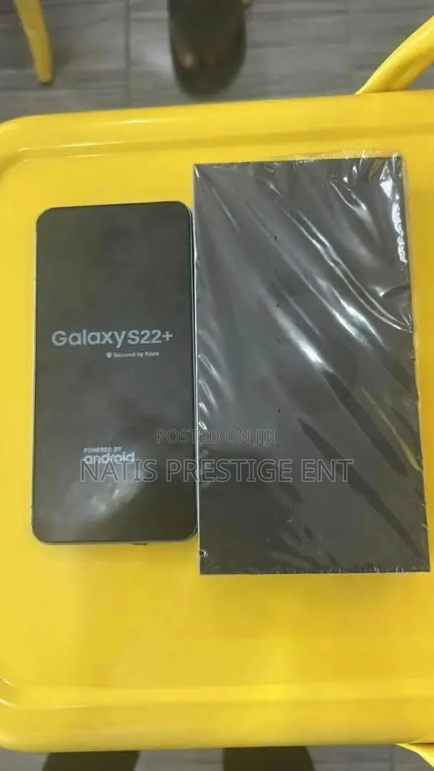 New Samsung Galaxy S22+ 5G 256 GB Black · Photo 1