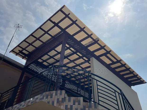 Pergola Installation · Photo 1