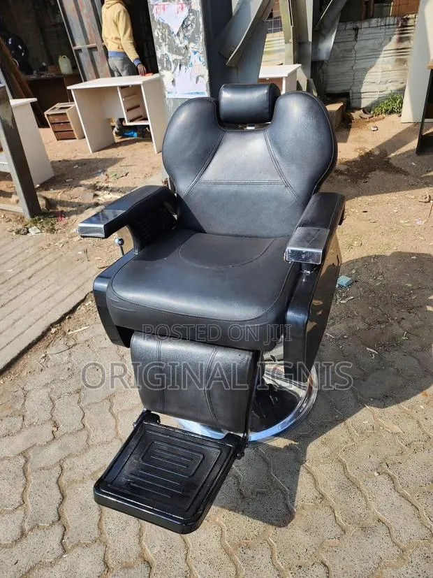 Barber and Salon Chair · Photo 1