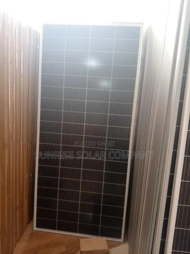 Mono Crystalline 300w Solar Panel · Photo 1
