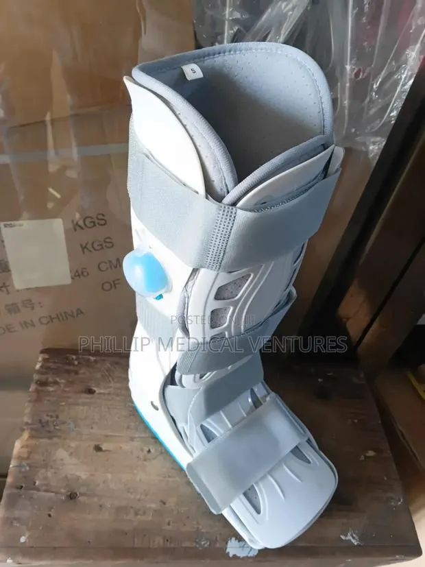 Air Cast Boot (Inflatable) · Photo 1