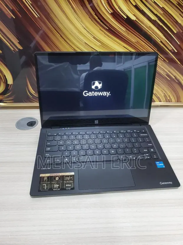 Laptop Gateway GWTC51427 8GB Intel Core I5 SSD 512GB · Photo 1