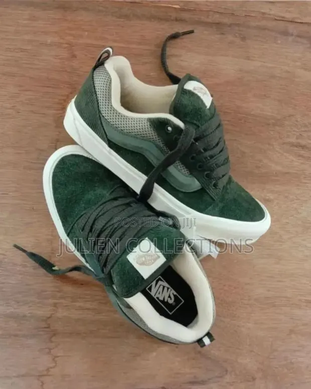 Van Old Skool Knu Olive Green · Photo 1