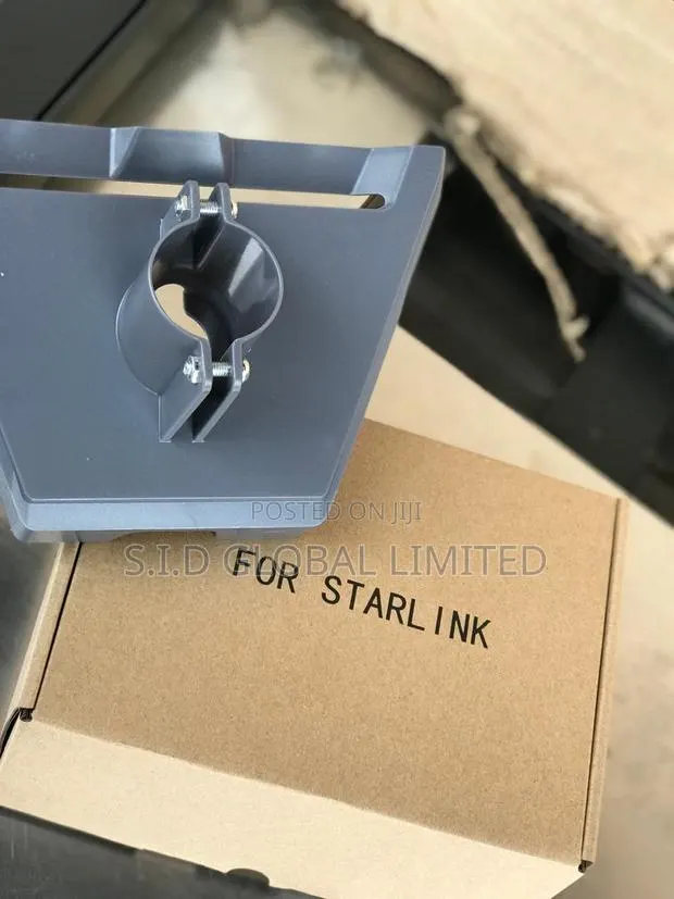 Durable Starlink Plastic Adapter Kit · Photo 1
