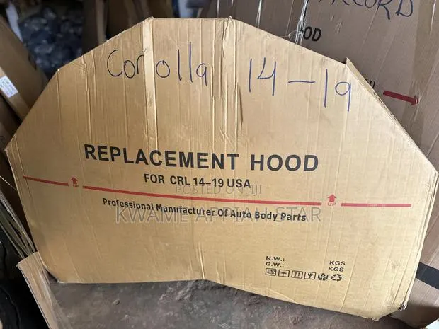 Corolla 2014,2015,2016,2017,2018, Bonnet/ Hood · Photo 1