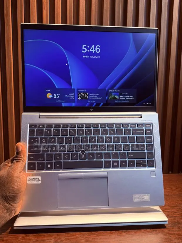 Laptop HP EliteBook 845 G8 16GB AMD Ryzen 5 SSD 256GB · Photo 1