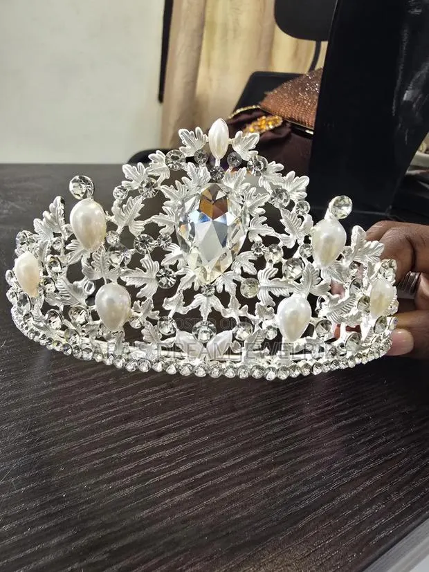 Bridal Accessories · Photo 1