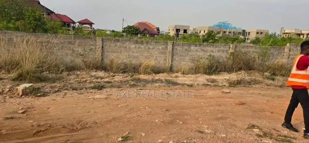 Tema Community 25 Residence Plots on Promo Price · Photo 1