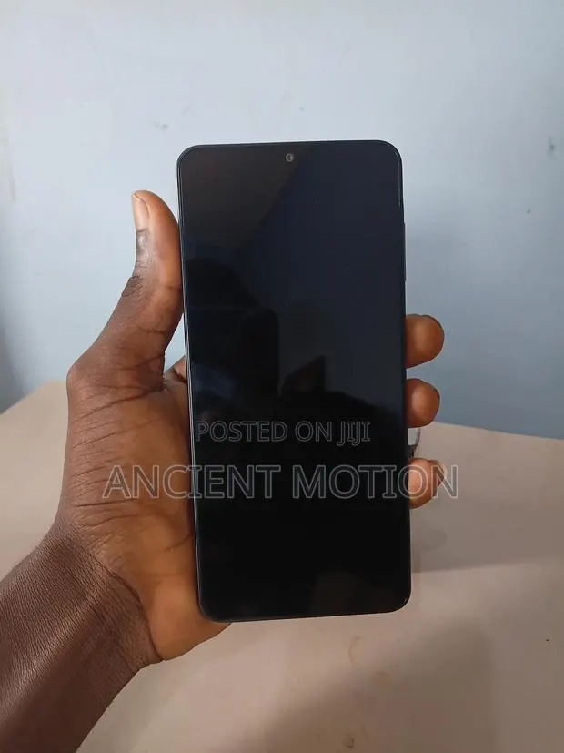 New Samsung Galaxy M07 64 GB Black · Photo 1