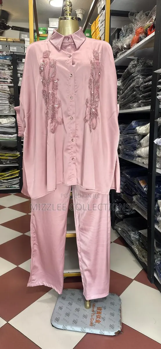 Classic Maxi Loose Top and Down for Ladies Size L-3xl · Photo 1