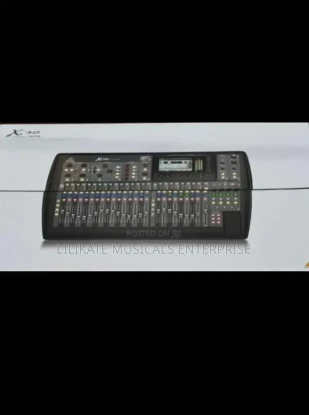 Behringer X-32 Digital Mixer · Photo 1
