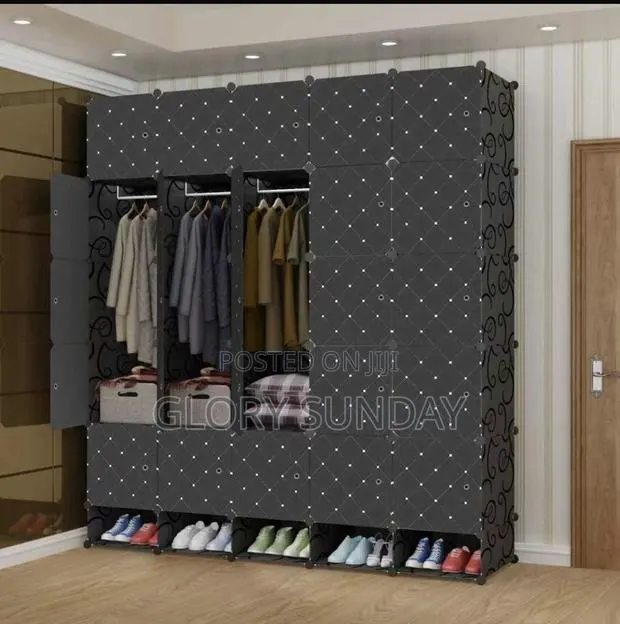 25 Cubes Multifunctional Plastic Wardrobe With Shoe Rack · Photo 1