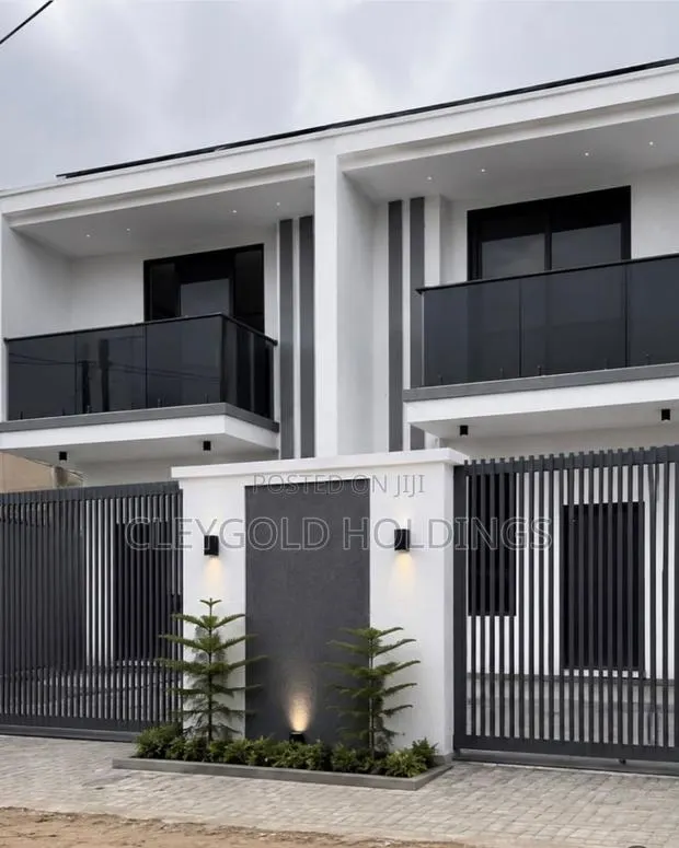 3bdrm Duplex in Lake Side Estate for sale · Photo 1