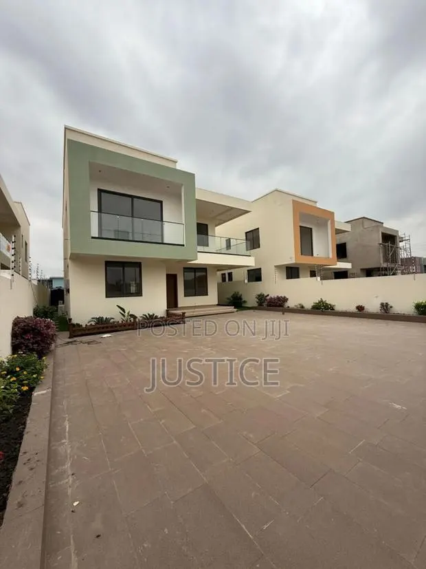 4bdrm House in Trasacco Estate, East Legon for sale · Photo 1