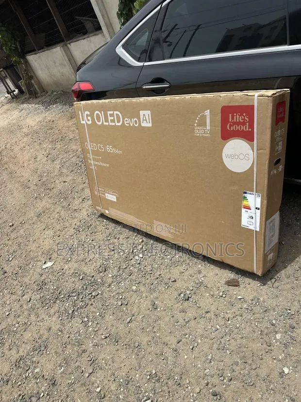 Better Deals on LG OLED CS 65'' 4K Smart TV | OLED65CS6LA · Photo 1