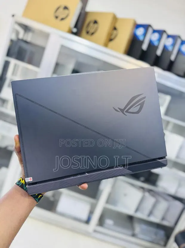 Laptop Asus ROG Strix G16 G614 16GB Intel Core i7 SSD 1T · Photo 1