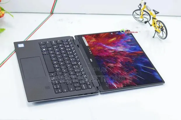 New Laptop Dell XPS 13 (9365) 8GB Intel Core i5 SSD 256GB · Photo 1