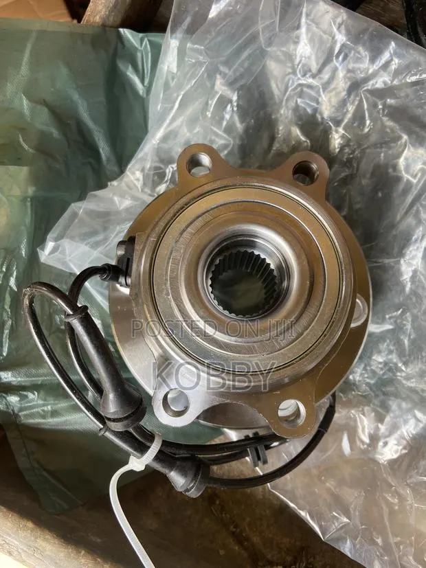 Navara /Pathfinder 2006,2007,2008,2009,2010,2011,2012 Front Wheel Hubs · Photo 1