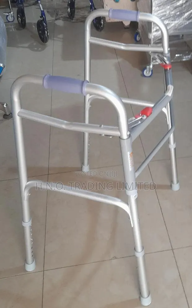 Adjustable Zimmer Frame Without Wheel8 · Photo 1