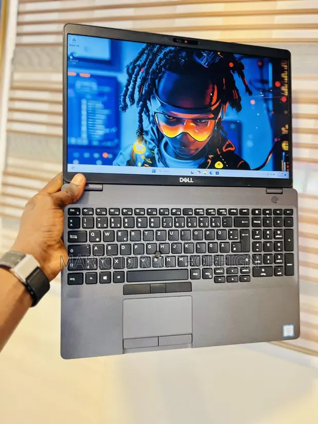 Laptop Dell Latitude 5501 16GB Intel Core i5 SSD 256GB · Photo 1
