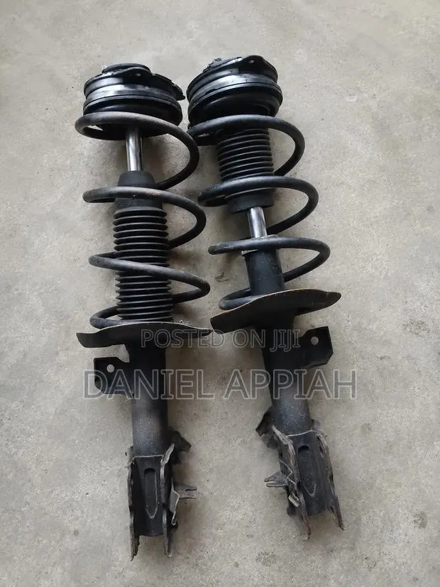 Nissan Rogue Front Shocks Pair 2007 -2014 · Photo 1