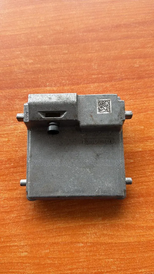 OEM Front Windsheild Camera Module Toyota RAV4 2023 RAV4 Prime 2023 · Photo 1