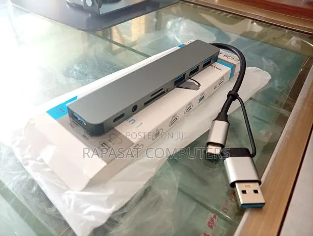 Newly Arrived 8 In 1 Usb 3.0 Usb-c Original Hub · Photo 1