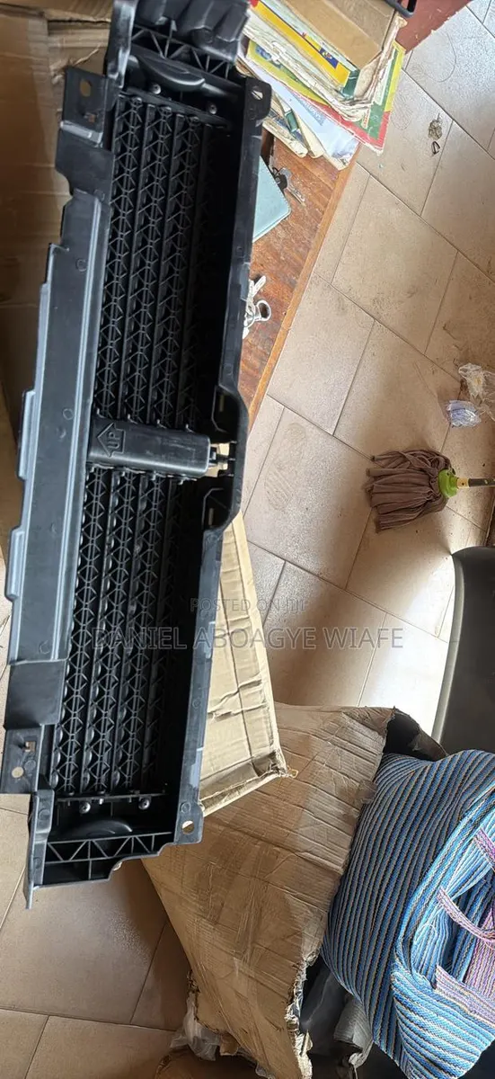 Honda Accord 2018-2022 Shutter Grille · Photo 1