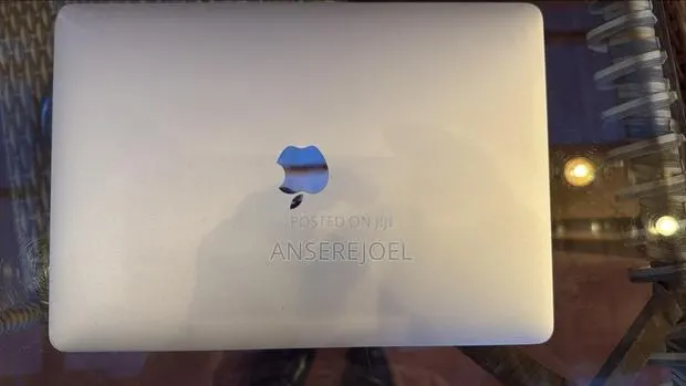 Laptop Apple MacBook Pro 2020 M1 8GB Apple M1 SSD 256GB · Photo 1