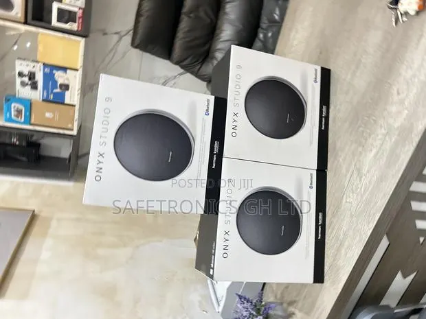 Lastest New Kardon Harman Bluetooth Onyx Studio 9 (Black) Speaker · Photo 1