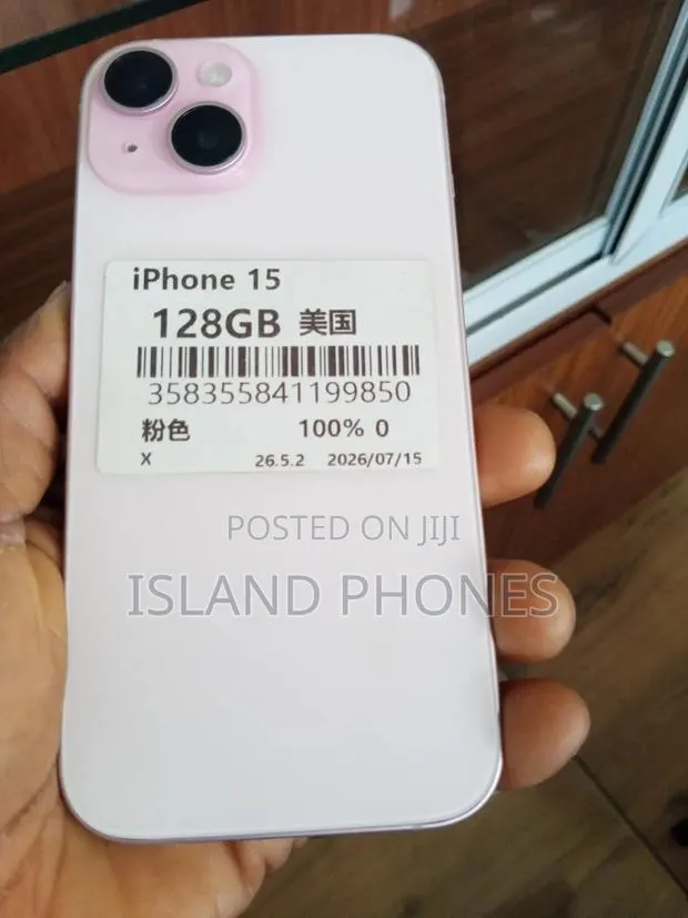 Apple iPhone 15 128 GB Pink · Photo 1
