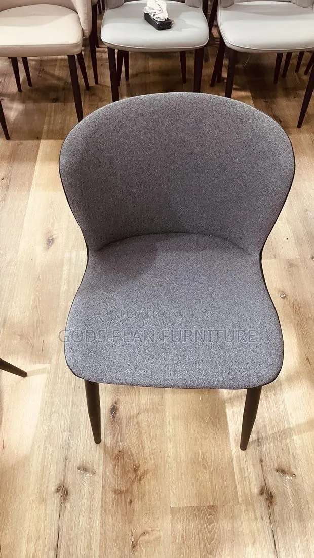 Dining/ Auditorium Chair · Photo 1