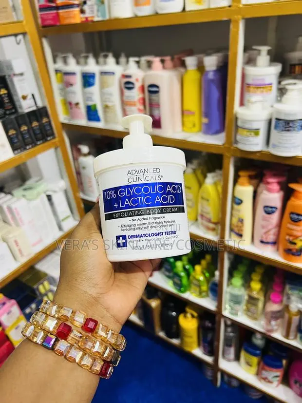 Advanced Clinical Glycolic and Lactic Acid Body Cream · Photo 1