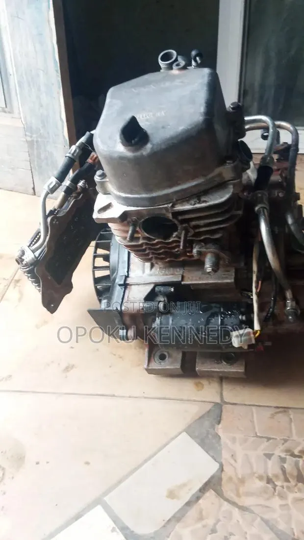 Bajaj Engine · Photo 1