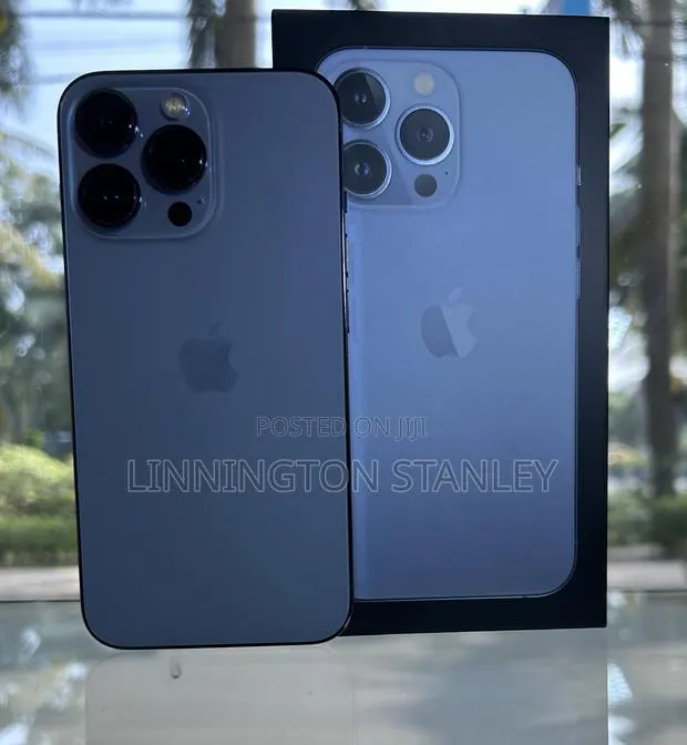 New Apple iPhone 13 Pro 256 GB Blue · Photo 1