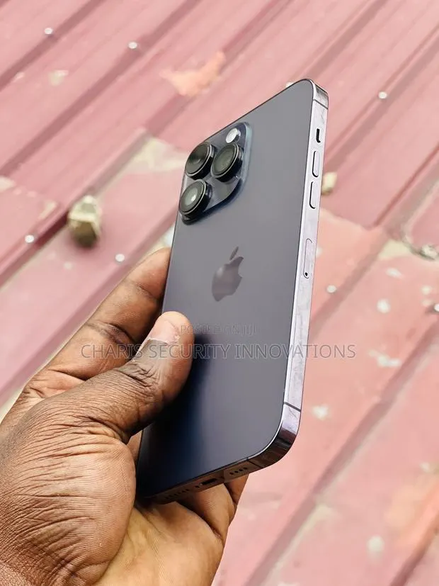 Apple iPhone 14 Pro Max 256 GB Purple · Photo 1