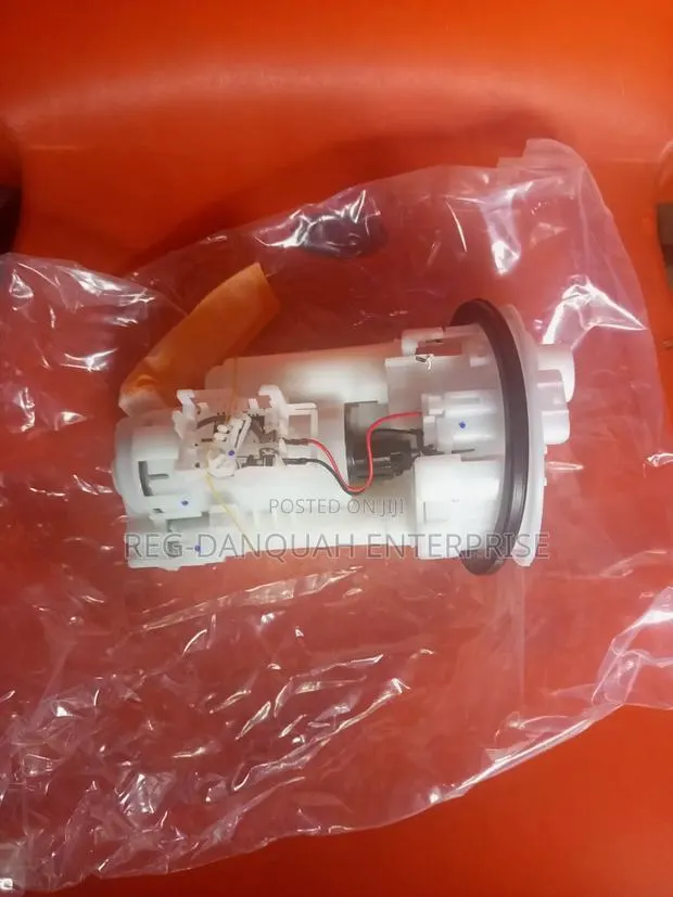 Toyota Corolla Fuel Pump Complete · Photo 1