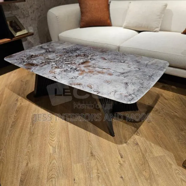 Marble Center Table · Photo 1