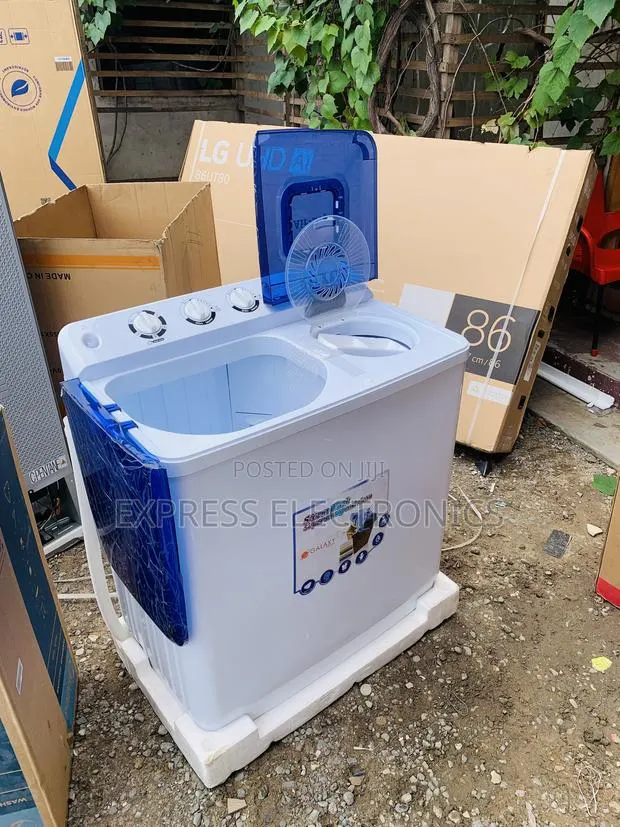 Lovely New White Galaxy 13kg Topload Twintub · Photo 1