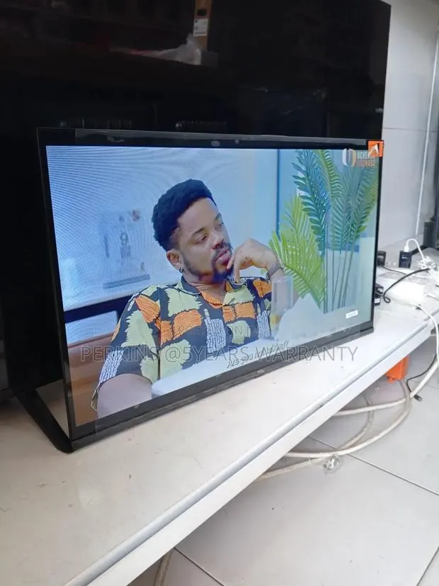 Experience Crystal Clear Images With TCL 32 Android Smart Tv · Photo 1