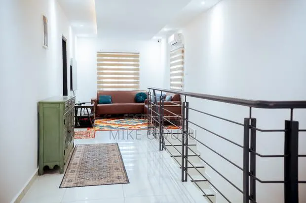 The Proton Residence -3 Bedroom Airbnb for Short Stays · Photo 4