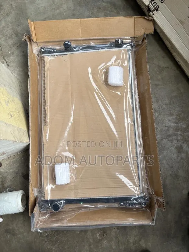 Toyota RAV4 Water Tank Radiator 2019 2020 2021 2022 2023 2024 2025 · Photo 1