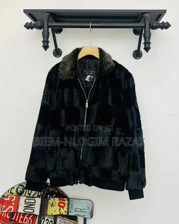 High Quality Fleece Jacket Available in Stock · Photo 1