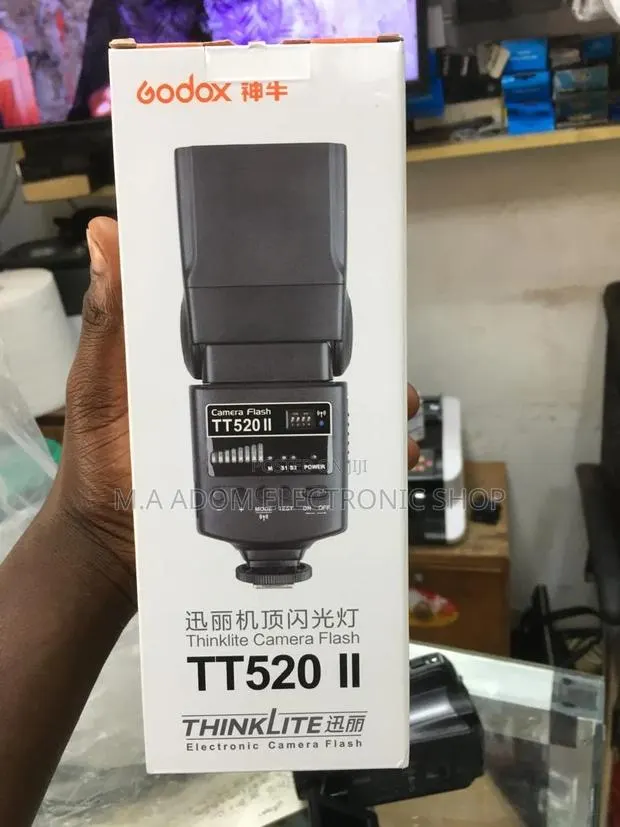 Godox TT520 II:The Affordable Flash That Performs Like a Pro · Photo 1
