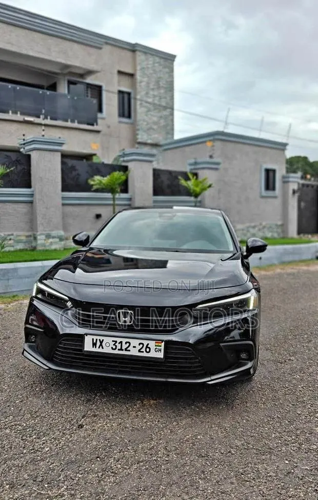 Honda Civic Touring · Photo 1