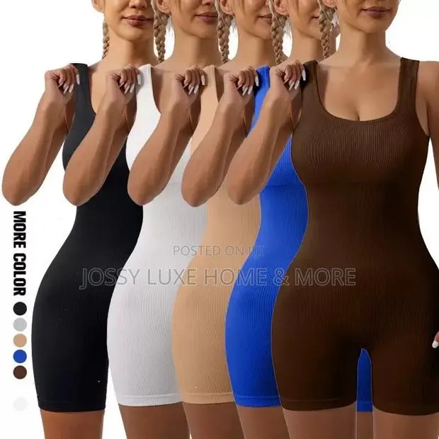 Seamless Short Romper · Photo 1
