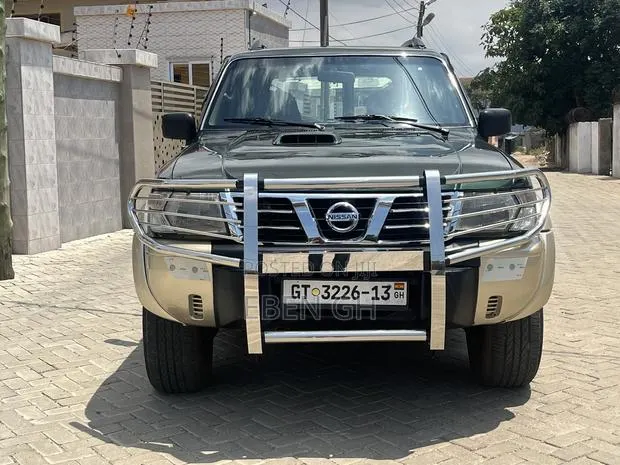 Nissan Patrol 3.0 GRX 2008 Green