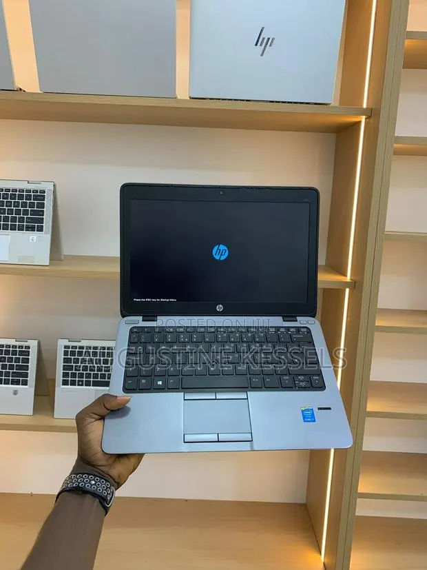 New Laptop HP EliteBook 820 G1 16GB Intel Core i5 SSD 256GB · Photo 1