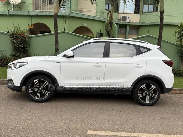 MG ZS 2018 White · Photo 1