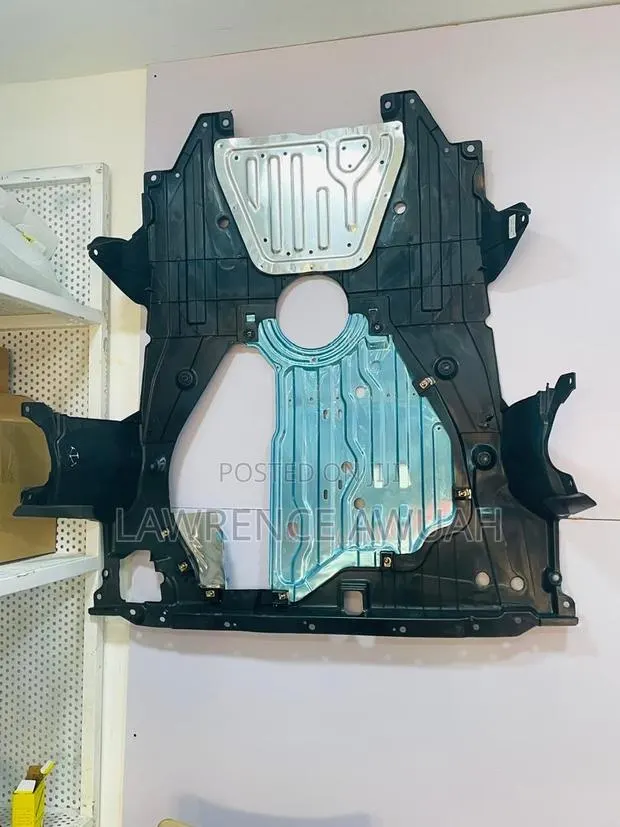 Honda Accord Original Engine Board, Engine Cover or Engine Panel · Photo 1
